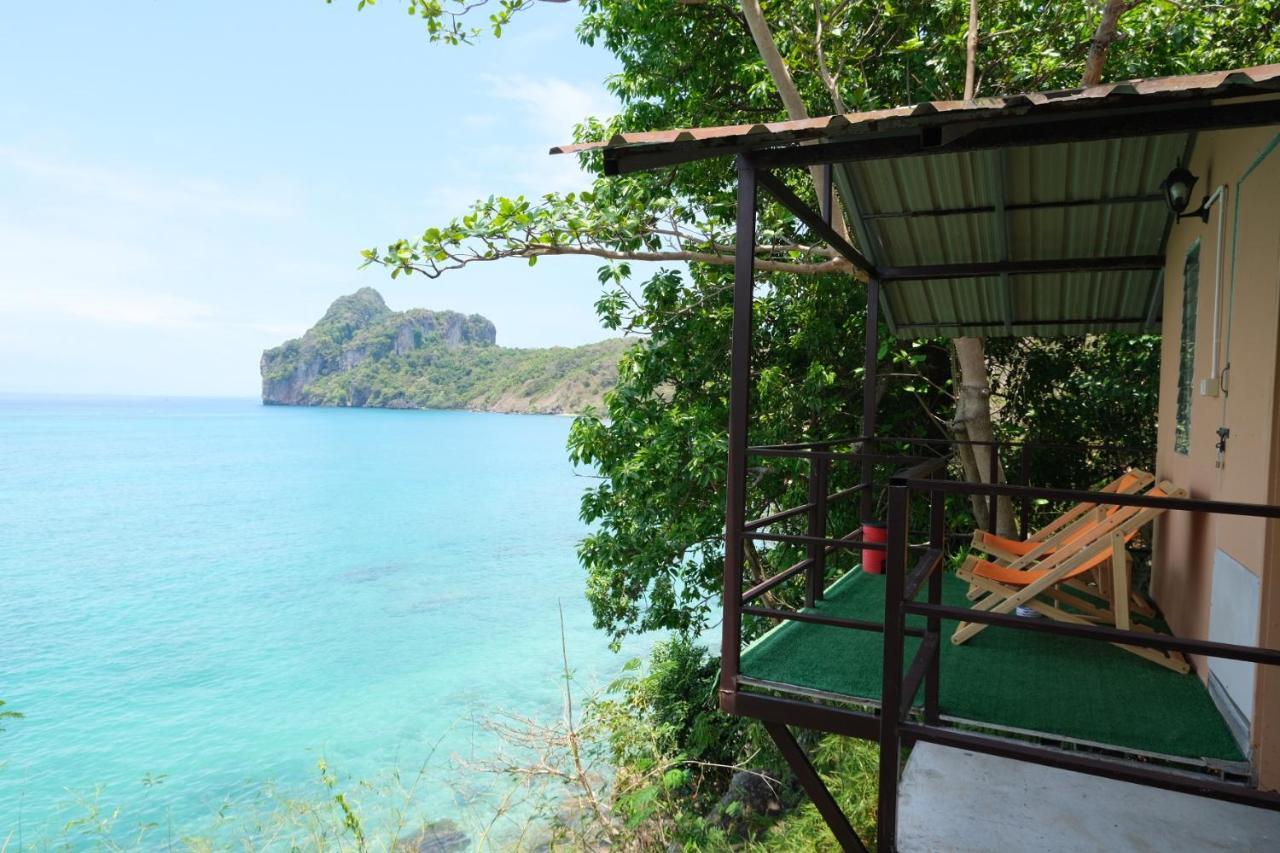 โรงแรม Seaside