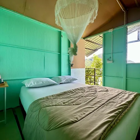Phi Phi Seaside Bungalow Exterior photo